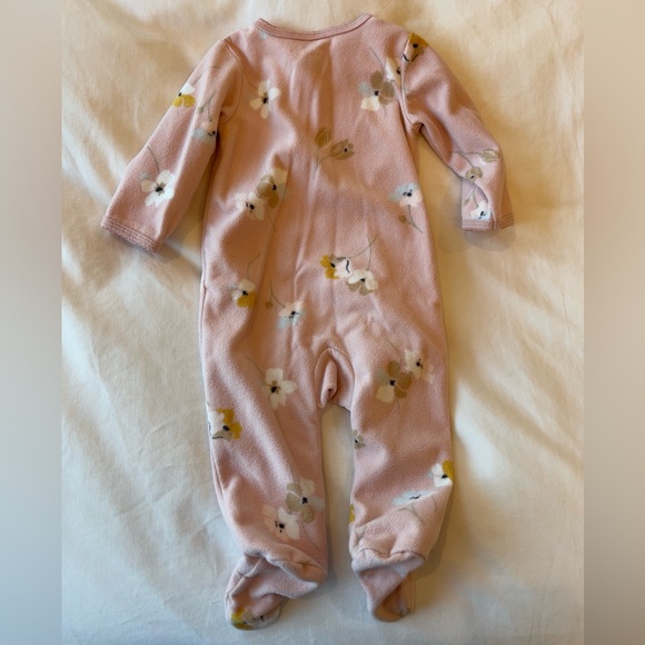 B1G1F Carter’s Little Sister Fleece Footie Pajamas Size 6 Months - Picture 3 of 3